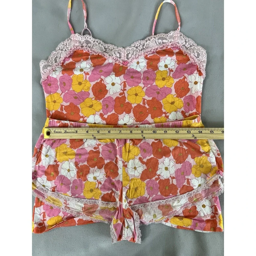 Victoria's Secret‎ Floral Lace Pajamas 2 Piece Set Cami+Shorts Women's Medium